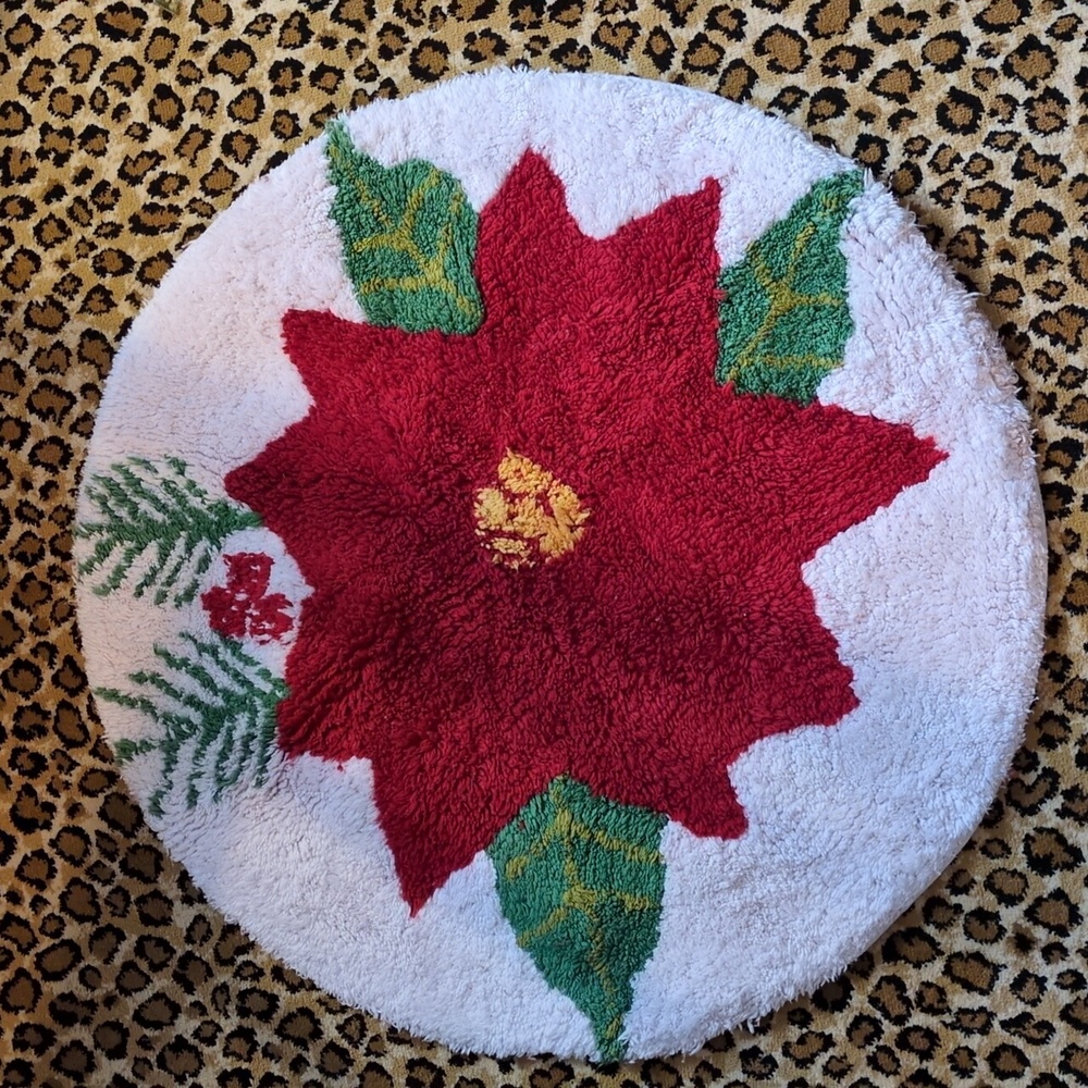 Poinsettia rug